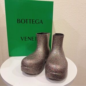 Bottega Veneta The Puddle Sparkle Rubber Glitter Rain Boots Size 37 NIB